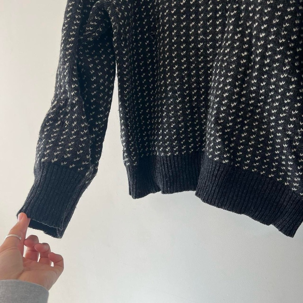 Cozy Black and White Knit Sweater - Picture 2 of 5